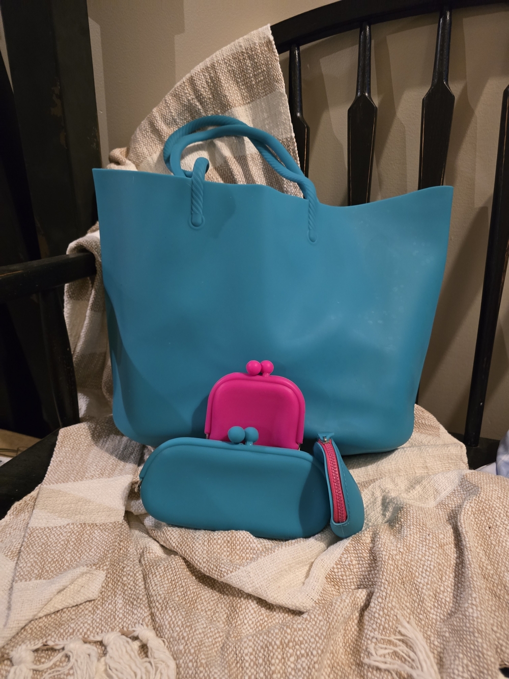 💎 4pc Turquoise Silicone Tote Bag with Matching Pouch's